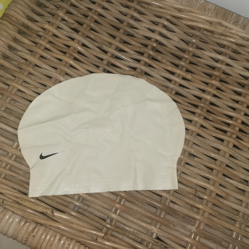 🍀3/$30 Nike swim cap